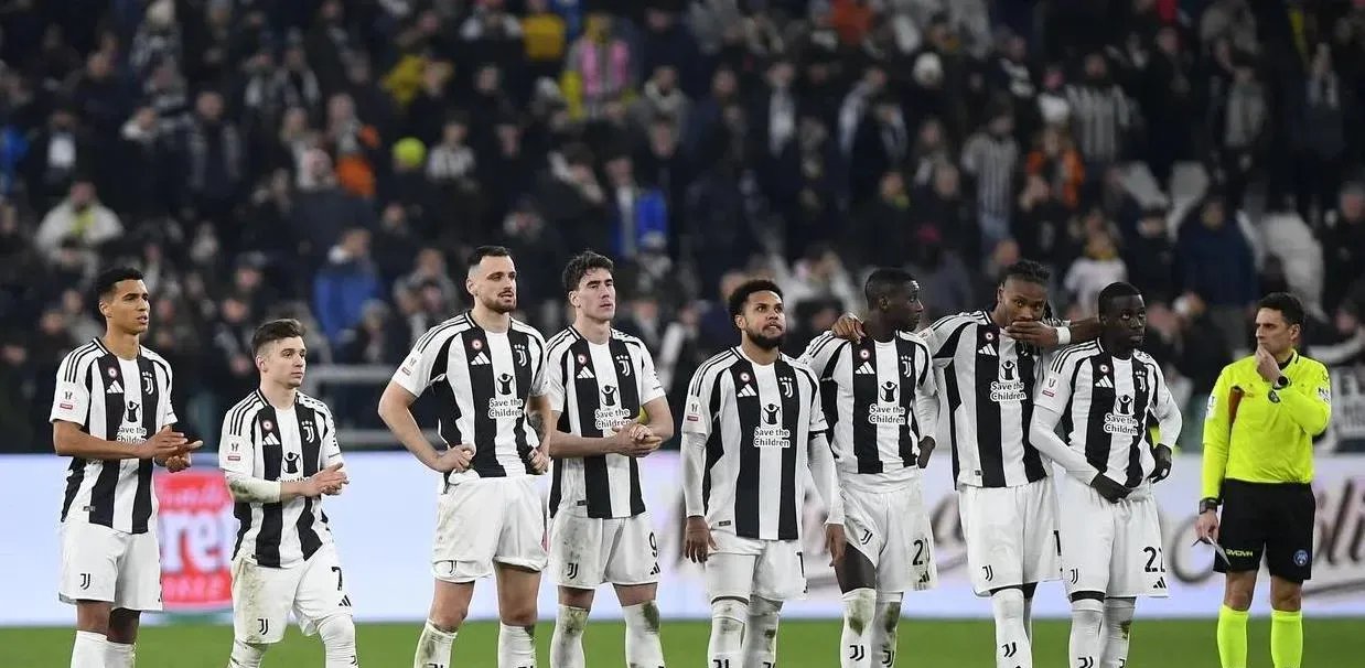 包含尤文图斯攻守表现出色，豪取四连胜的词条