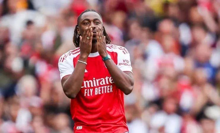 阿森纳大胜热刺，继续向前迈进的简单介绍