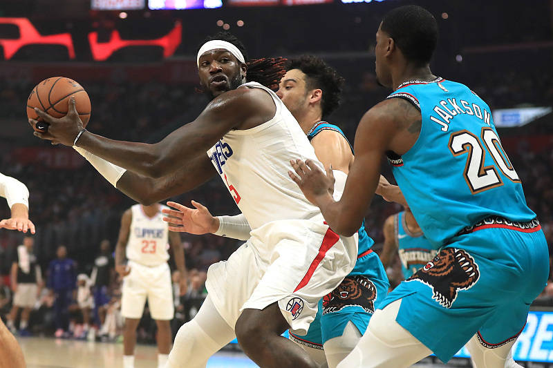 无懈可击！球队稳健防守守住胜局