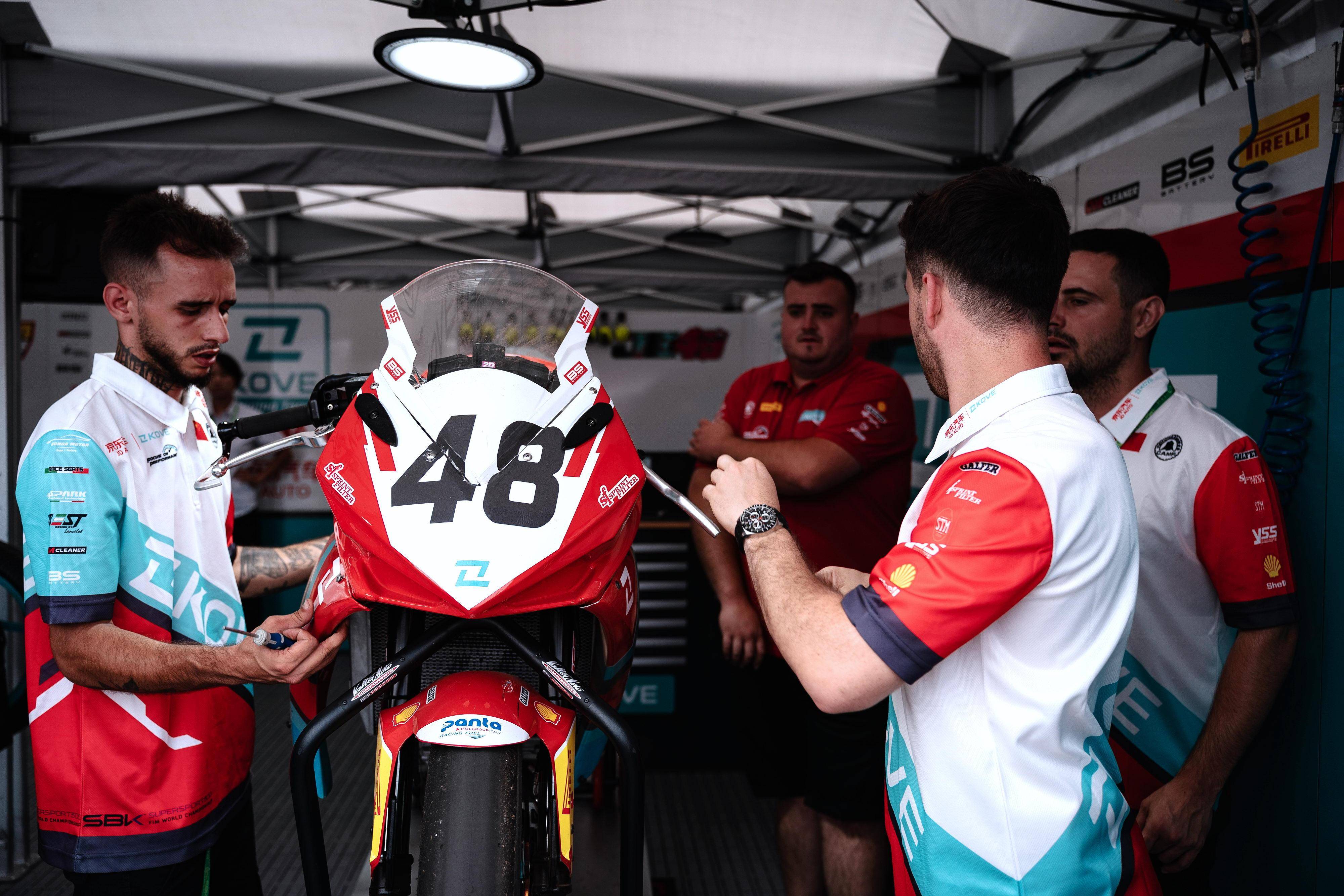 捷克选手在田径项目中乘风破浪，获胜的简单介绍