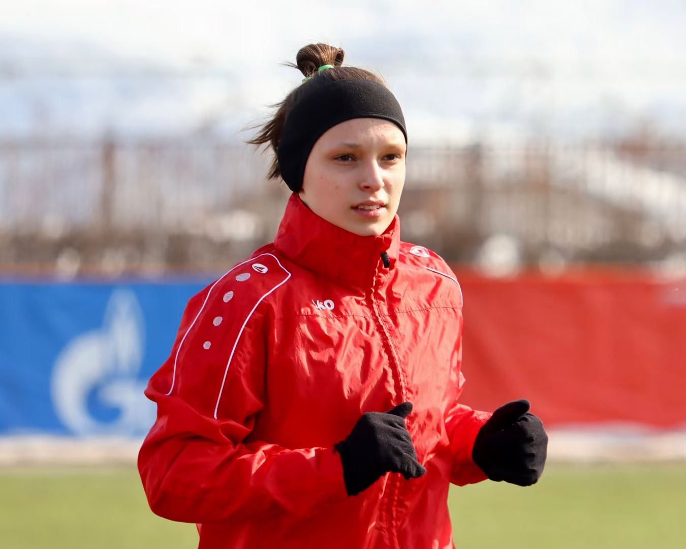 俄罗斯女足主力中场重回赛场