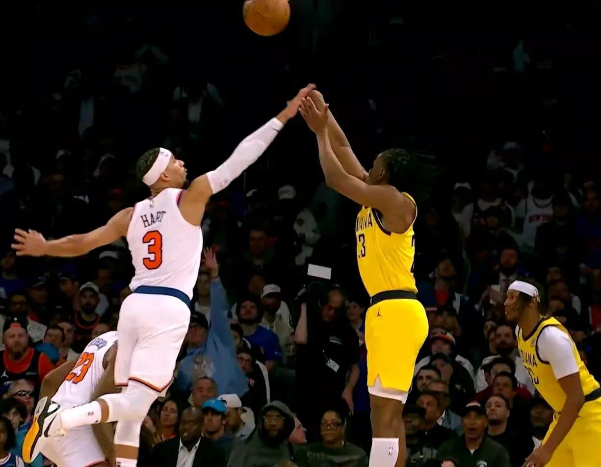 尼斯主场取胜，球队表现出色拿下关键三分