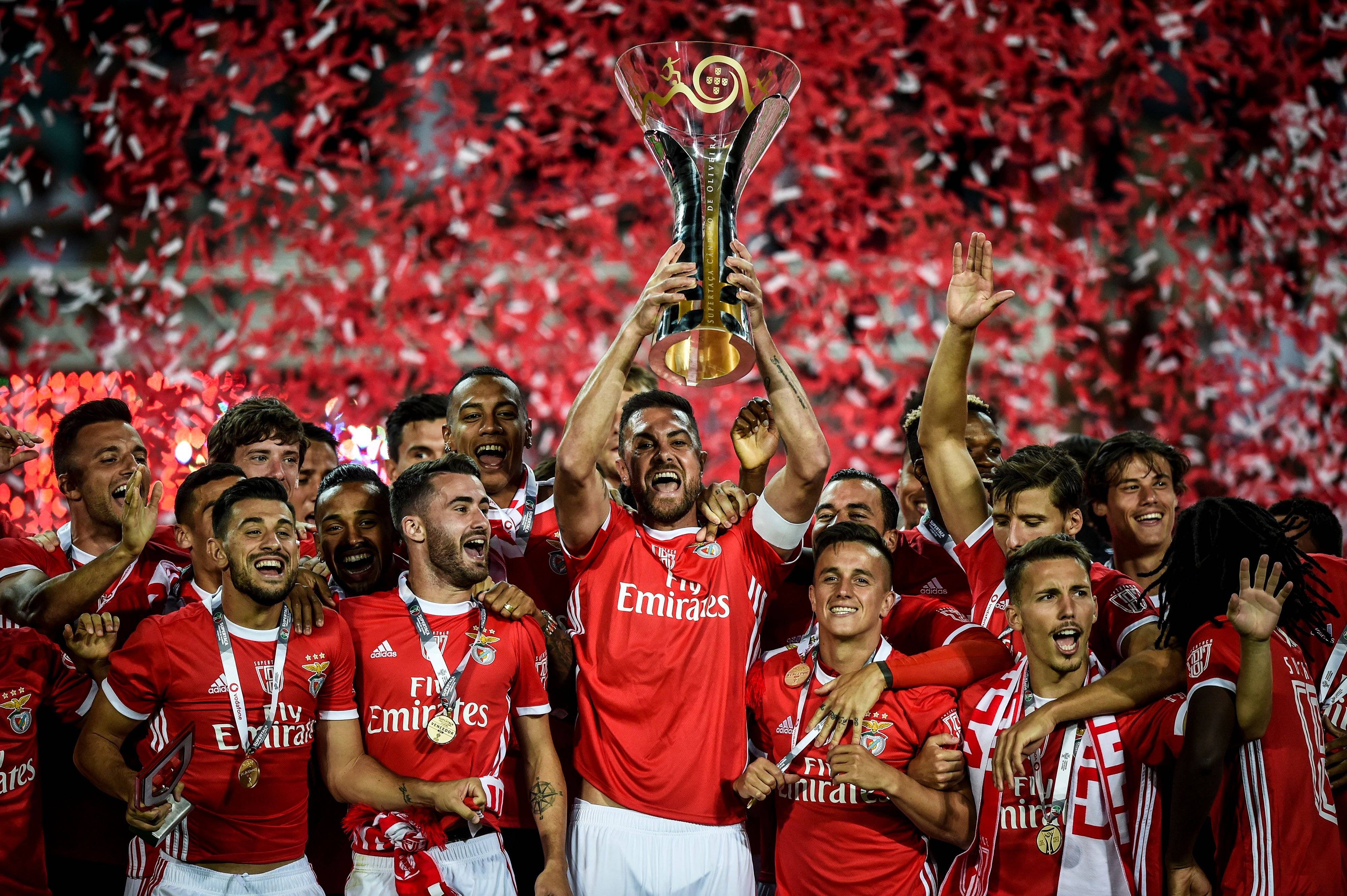 克罗地亚足球比赛中球队实力均衡,角逐焦灼激烈的简单介绍 克罗地亚足球比赛中球队实力均衡,角逐焦灼激烈的简单介绍