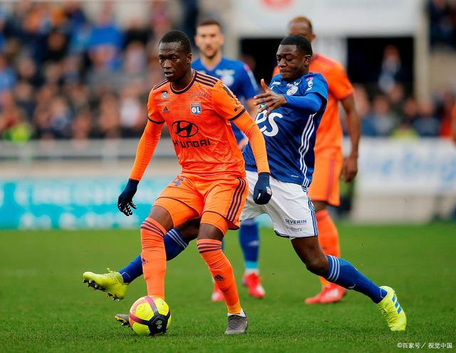 关于解放式防守：斯特拉斯堡队员成功守住三分的信息