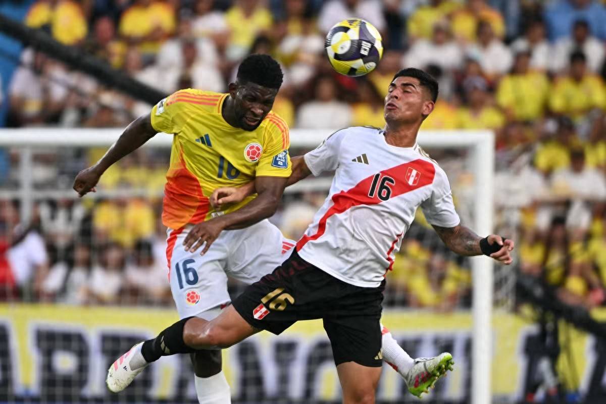 包含南美足球赛中，哥伦比亚队火力全开获得胜利晋级的词条