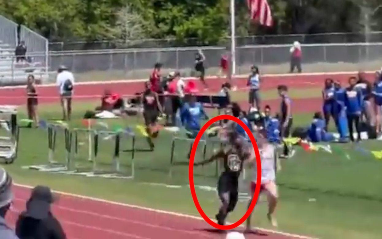 LOL英雄联盟投注平台-运动员瞬间超越竞争对手，领跑