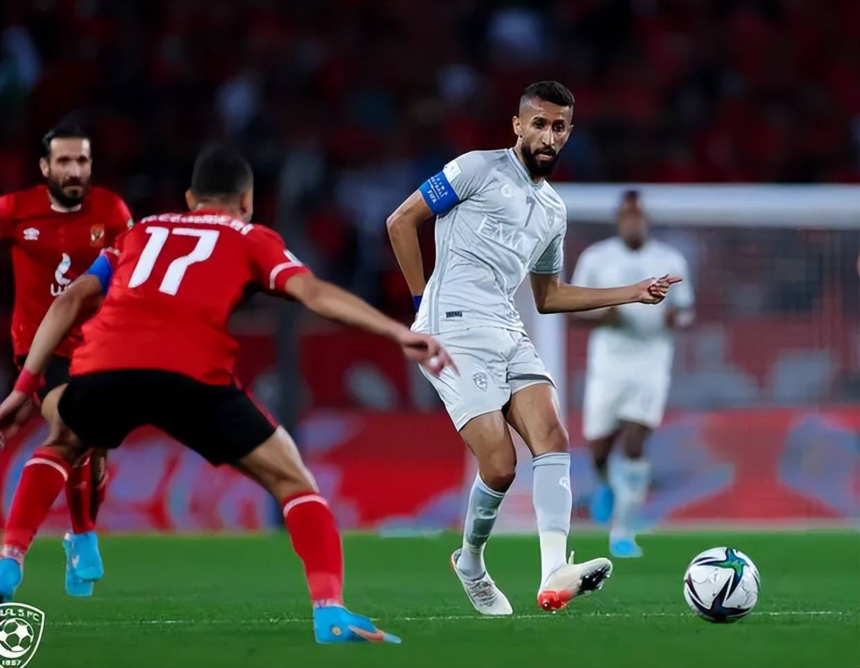 包含土耳其主场战胜冰岛，小组形势一片大好的词条