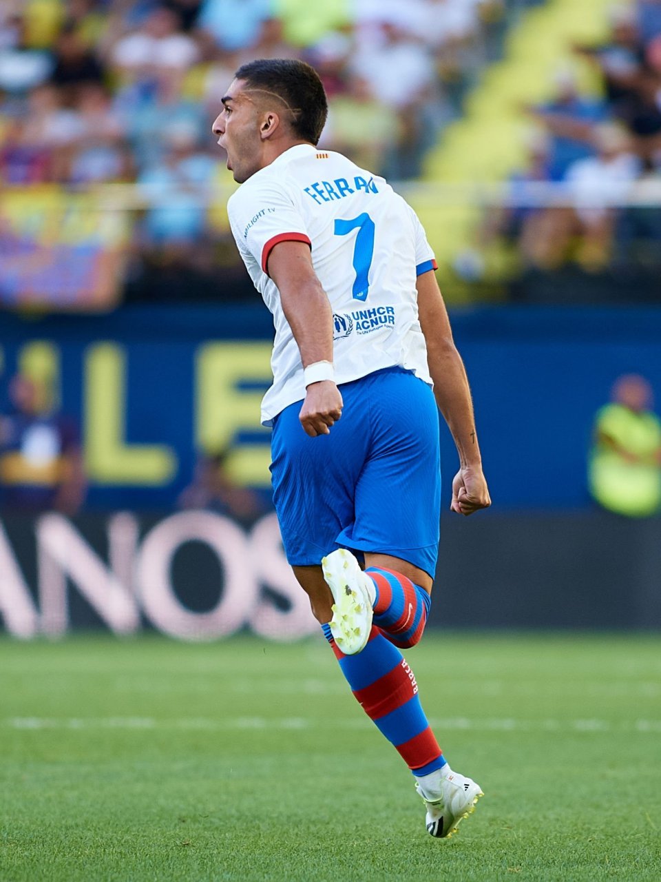 包含美国翻盘英格兰，费兰·托雷斯高光表现的词条