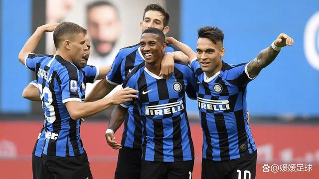 那不勒斯主场大胜萨索洛，稳坐第二的简单介绍