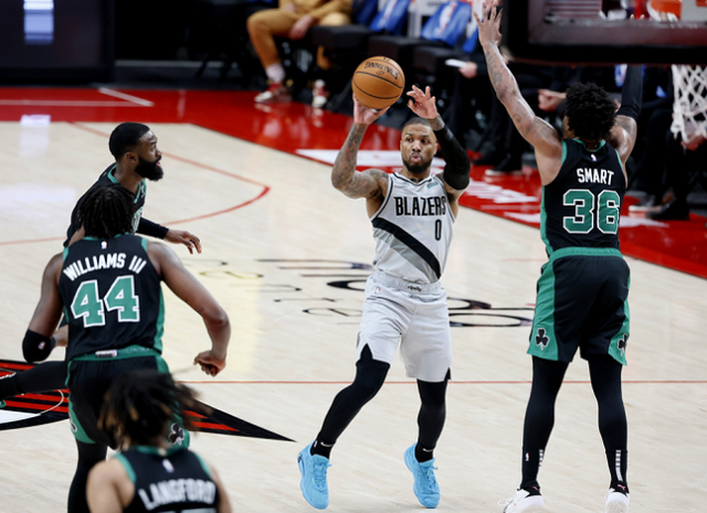 国王鏖战骑士，利拉德高光表现的简单介绍