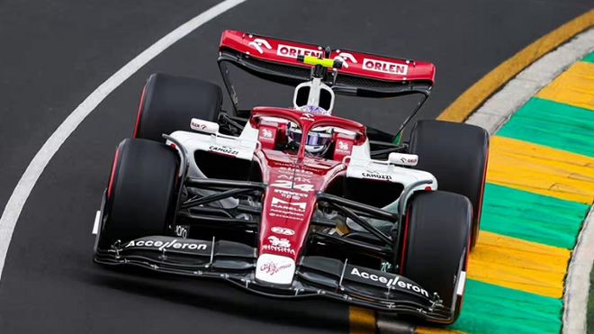 索伯车队鏖战迈凯伦，阿隆索带队取胜的简单介绍