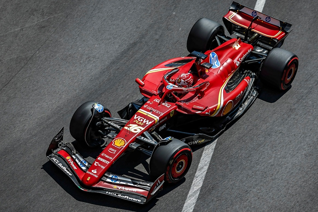 包含红牛二队险胜雷诺车队，勒克莱尔刷新纪录的词条