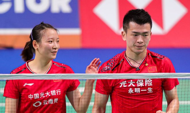 日本队力克印尼队，黄鸭组合点燃赛场的简单介绍