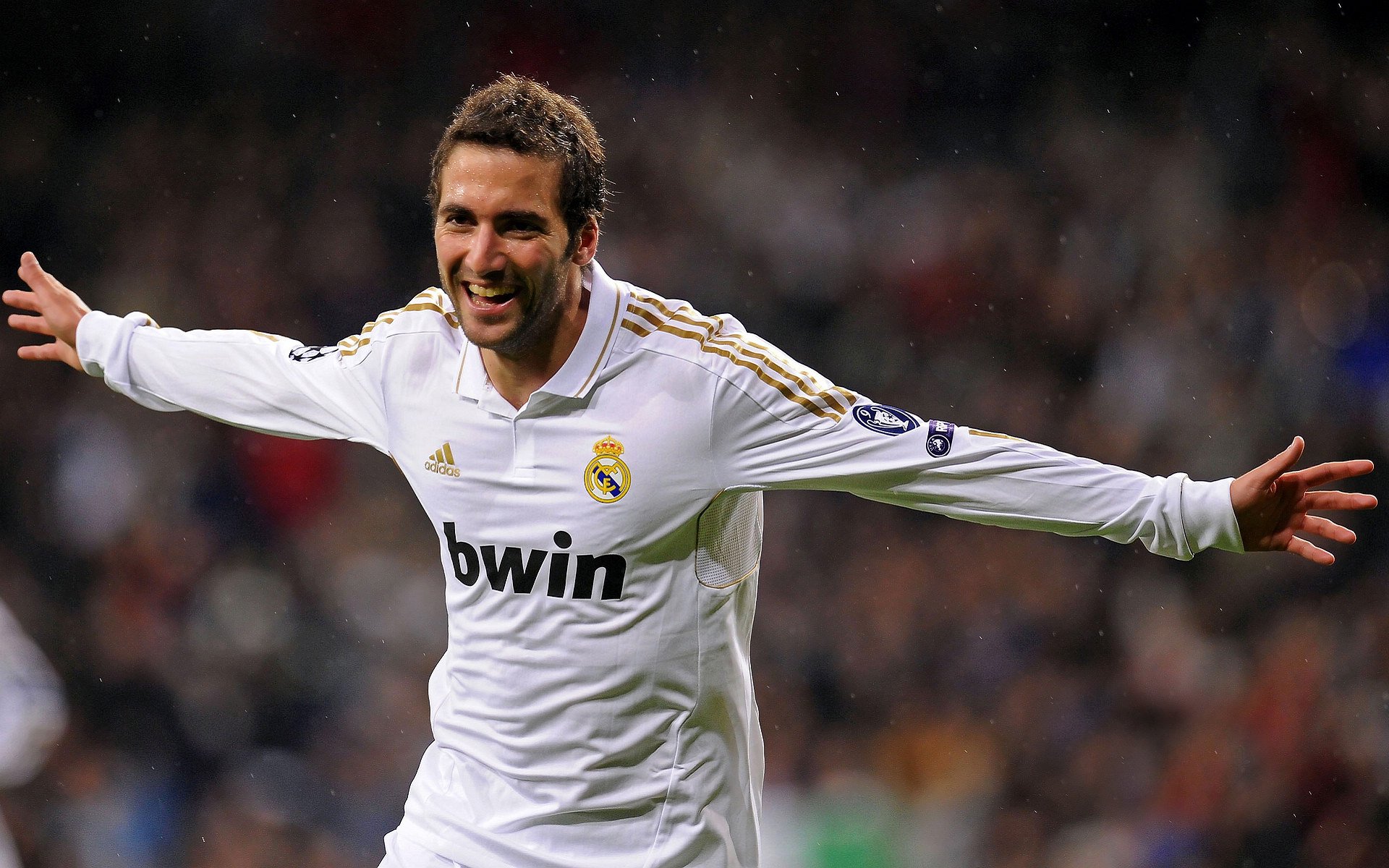 摩洛哥翻盘贝蒂斯，加维成为关键先生