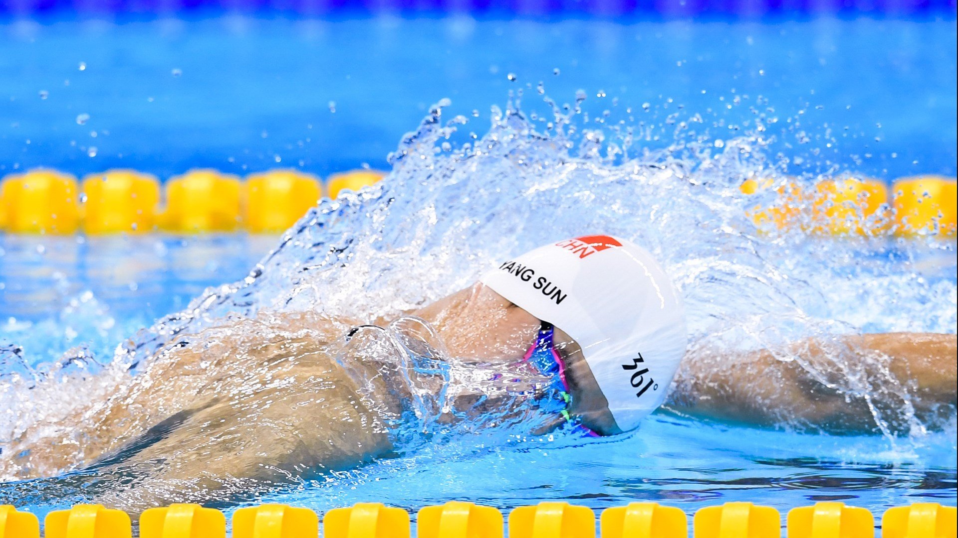 2026世界杯焦点战，巴西险胜德国，桑巴军团在绝境中舞出胜利