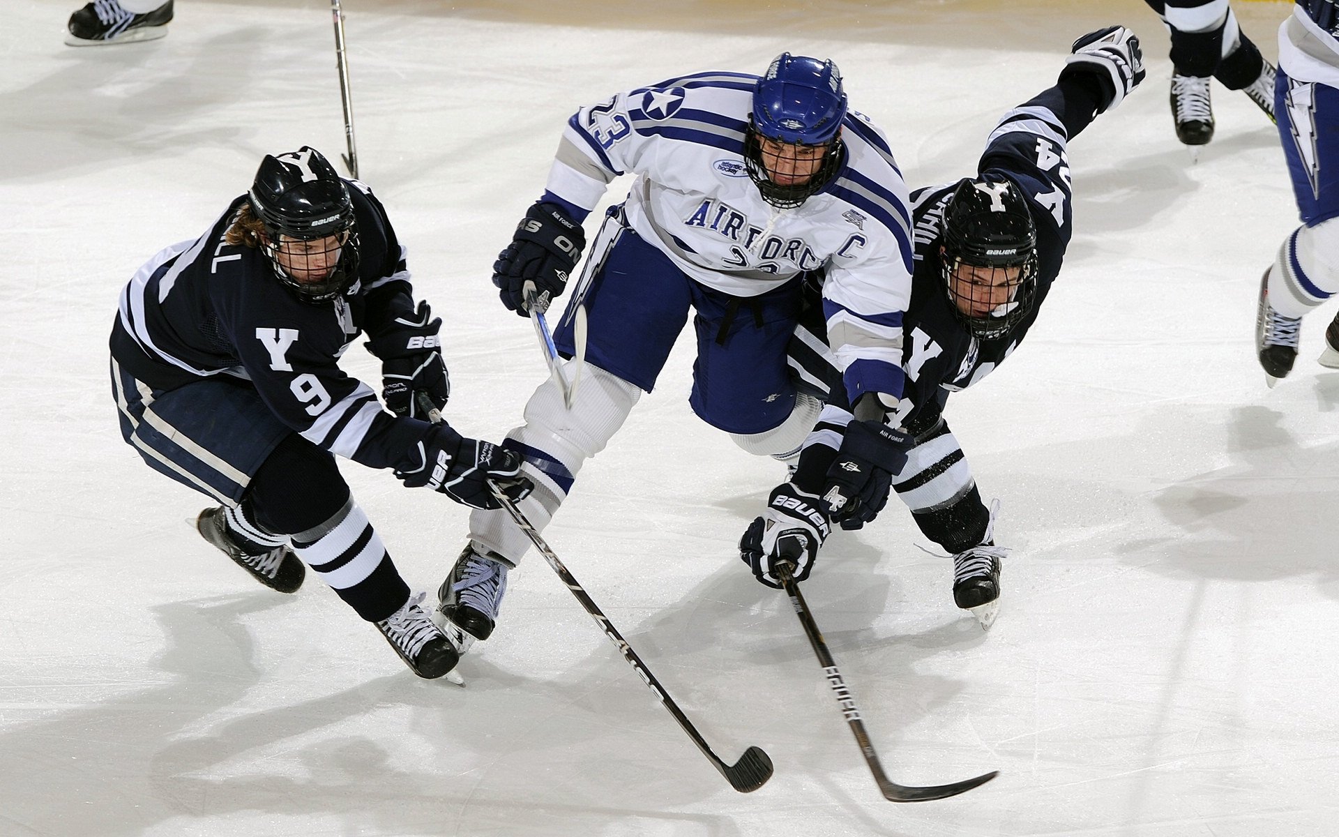 当非洲风暴席卷英伦，加纳末节的启示与本泽马的冠军接管